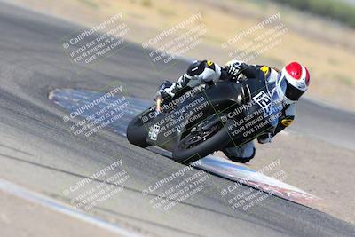 media/Aug-19-2022-TrackDaz (Fri) [[a0110a8595]]/Club Race/10am (Outside Grapevine)/